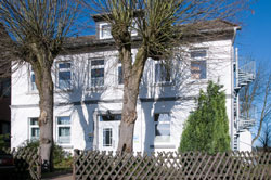 Wohnheim Zwei Linden Hodenhagen Ansicht von der Straße